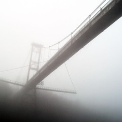 Одинокий мост...