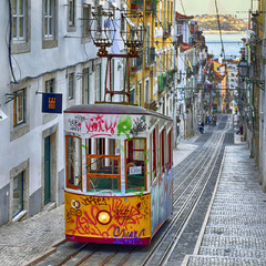 Трамвайчик в Ліссабоні