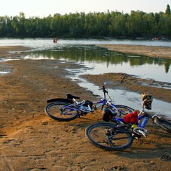 Серія "Відкритий простір". Річка і хлопці