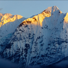 В горах Непала