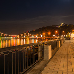 Киевский речной вокзал. Вид на арку Дружбы народов и Парковый мост
