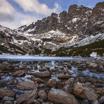 На час розкидати каміння, і на час громадити каміння, - тут часу на все вистачає з лихвою.