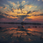 Простір безжально розділився на таємні полусфери.