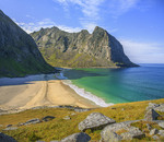 Воно світить, світить, та не гріє - все холодом віє увечері.