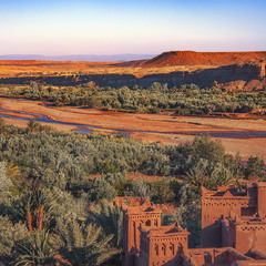 На червоній планеті життя - триває.