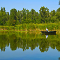 Рибальські простори на заливах Дніпра.