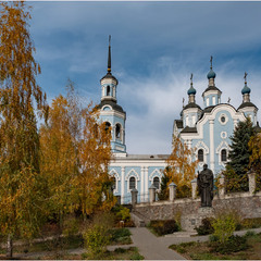 Свято Миколаївська церква в місті Горішні Плавні