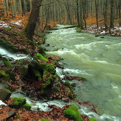 Стрімки потоки...
