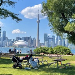 Липнева спека  в Торонто...