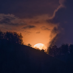 Восход луны над моим селом