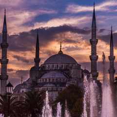 Стамбул, закат над Голубой мечетью