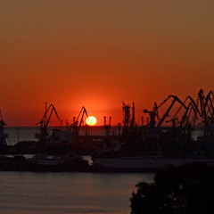 Закат в порту