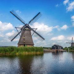 голландские мельницы