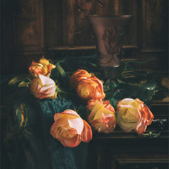 натюрморт с розами