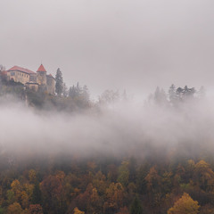 Понад хмарами