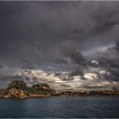 Так встречал великолепный остров Корфу(Греция)...вид с парома!