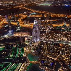 Ночной Дубай...вид с Бурдж-Халифа...небоскрёб высотой 829.8 м , самое высокое сооружение в мире!