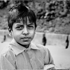 Непальский школьник...