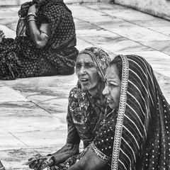 Посетители Тадж-Махала...Агра,Индия.