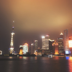 Вечерне-туманный Шанхай.Китай...