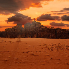 Перед заходом сонця ... Пустеля Ваді-Рам (Wadi Rum). Йорданія!