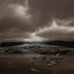 "Сияющий" ледник... Исландия!
