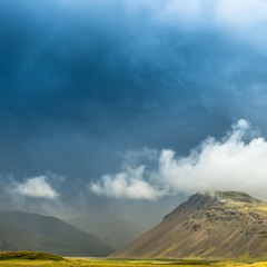 Гори і хмари Ісландії