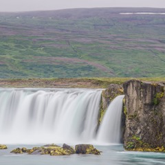 Водоспад Ісландії