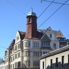 Будинок з вежею в місті Рига