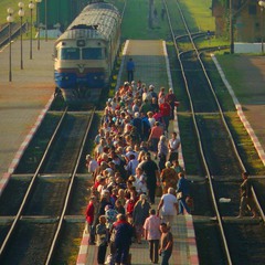 Зустріч ранкового потяга