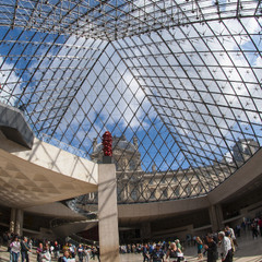 Трішки Парижу...