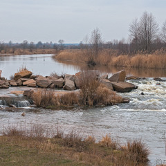 Пороги на річці Вуж
