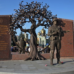 Пам'ятник героям АТО в м. Черкаси