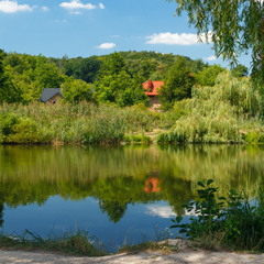 Львівське озеро