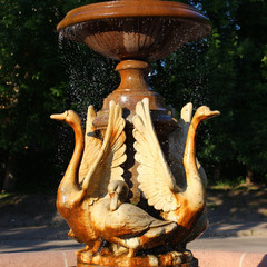 Старий фонтан на Підзамче
