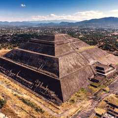 Пирамида Солнца город богов Мексика