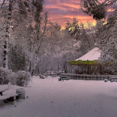 Десь  сховалась казка.