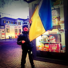 Маленький італієць підтримує Україну