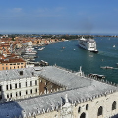 Велична Венеція