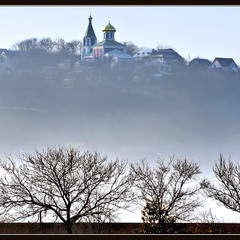 Весняний туман у Вишгороді чи палять листя