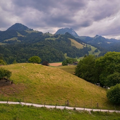 Навкруги чи навпростець?