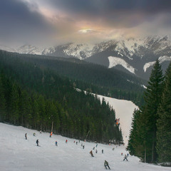 Напрям на "ясно" / Завірюха вщухла