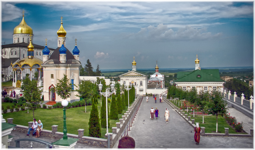 Почаевская лавра где