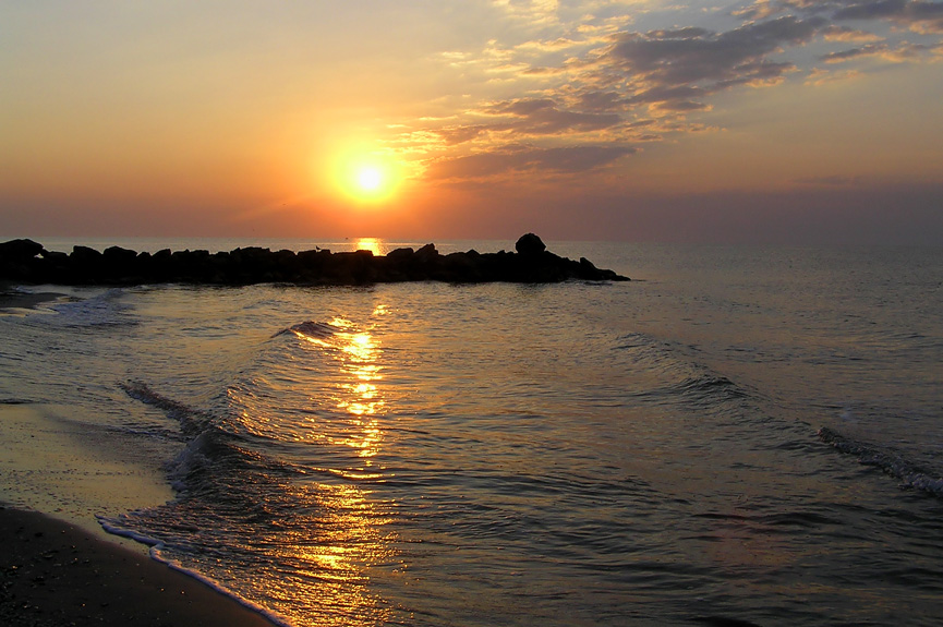 Азовское море картинки. Азовское море пейзажи. Красота Азовского моря. Утро на Азовском море. Закат Геническ.