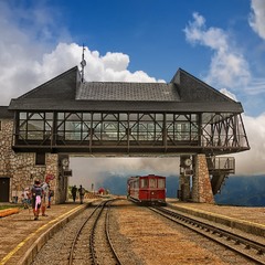Австрия.Шафбергбан - паровозик горной зубчатой железной дороги