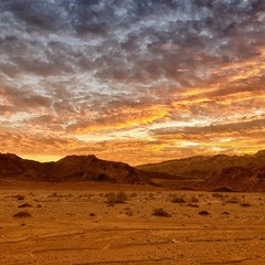 Закат в пустыне Негев