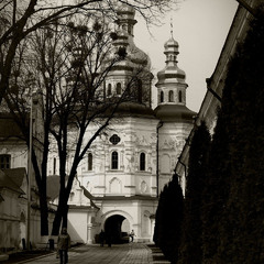 Церковь Всех Святых (Экономические ворота) Киево-Печерская Лавра, мужской монастырь.