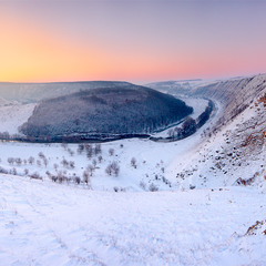 Зимний закат над лесами Оргеева