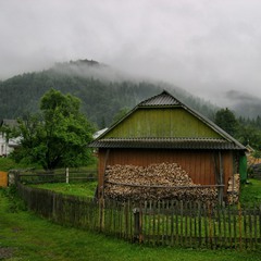 Тумани в старому селі