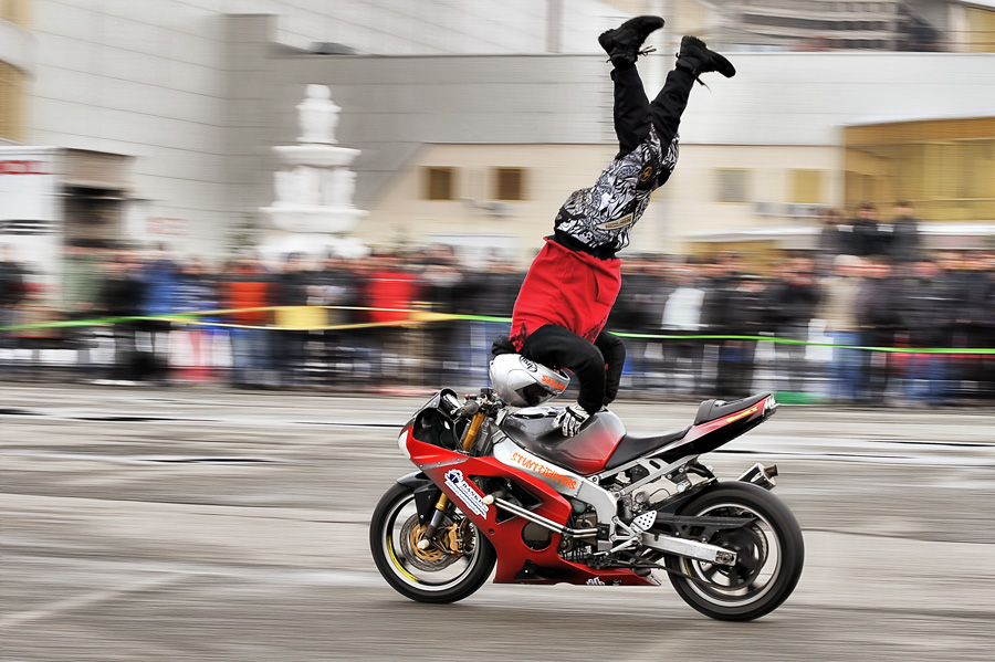 Crazy sport. Стант. Стантрайдинг фото. Стант спортсмен. Стритуха стунт.